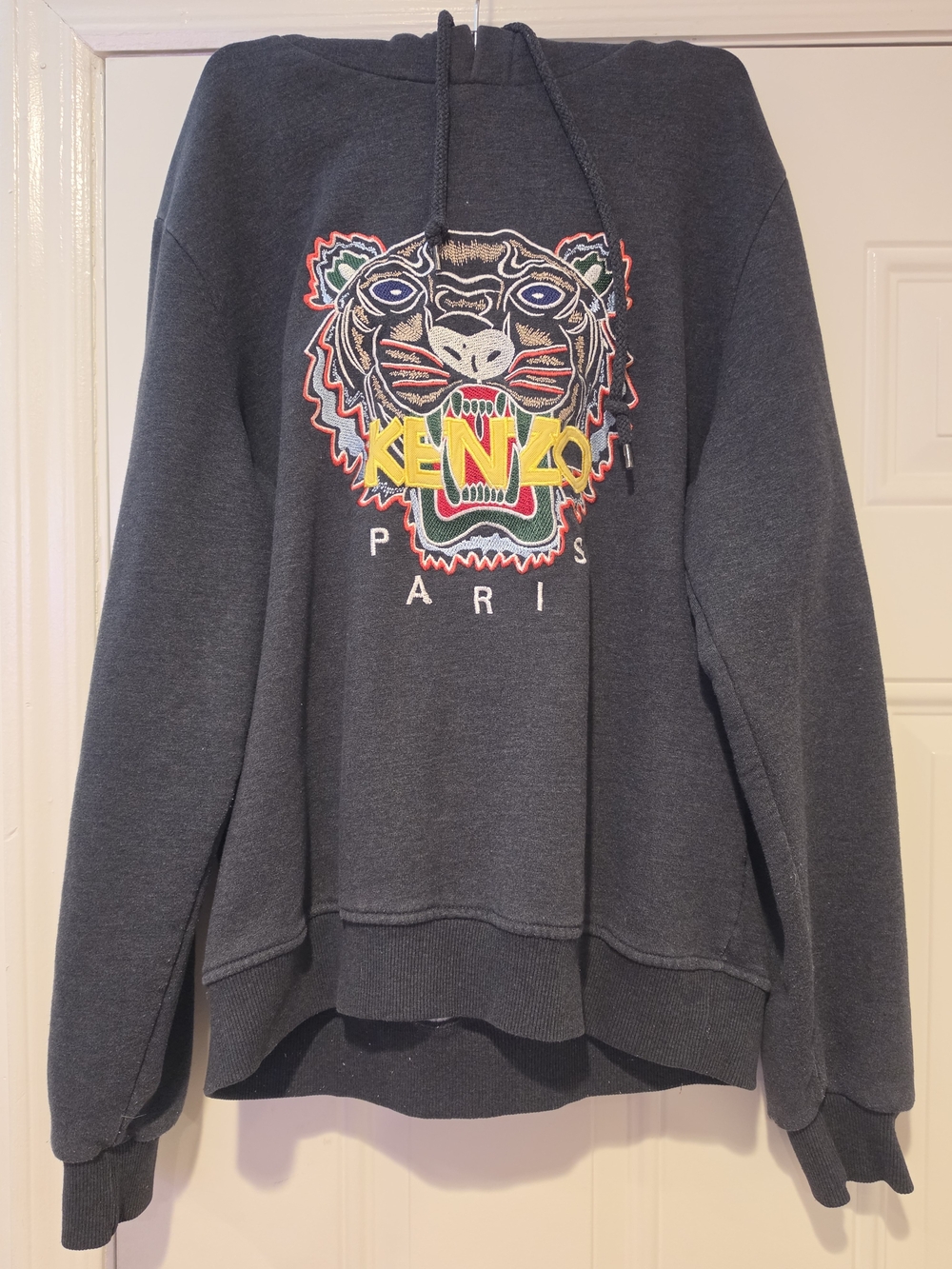 Kenzo Black Crewneck Tiger Logo Sweatshirt with Multicolor Embroidery